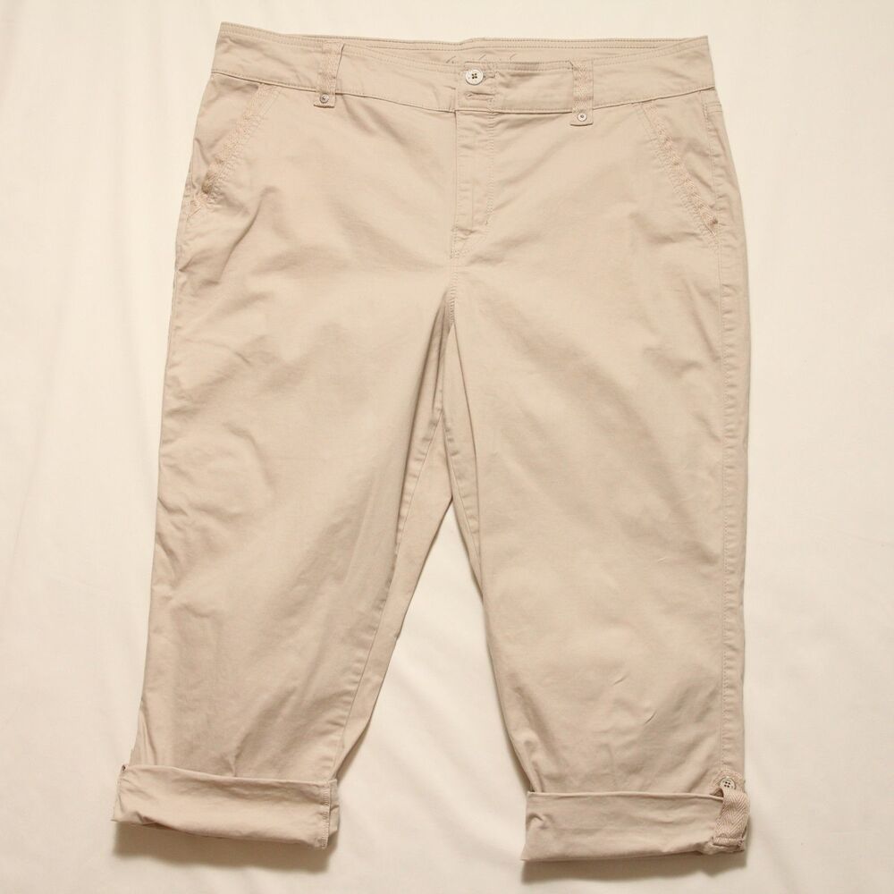 Gloria Vanderbilt Capri Pants Womens 14 All-Around Slimming Effect Beige